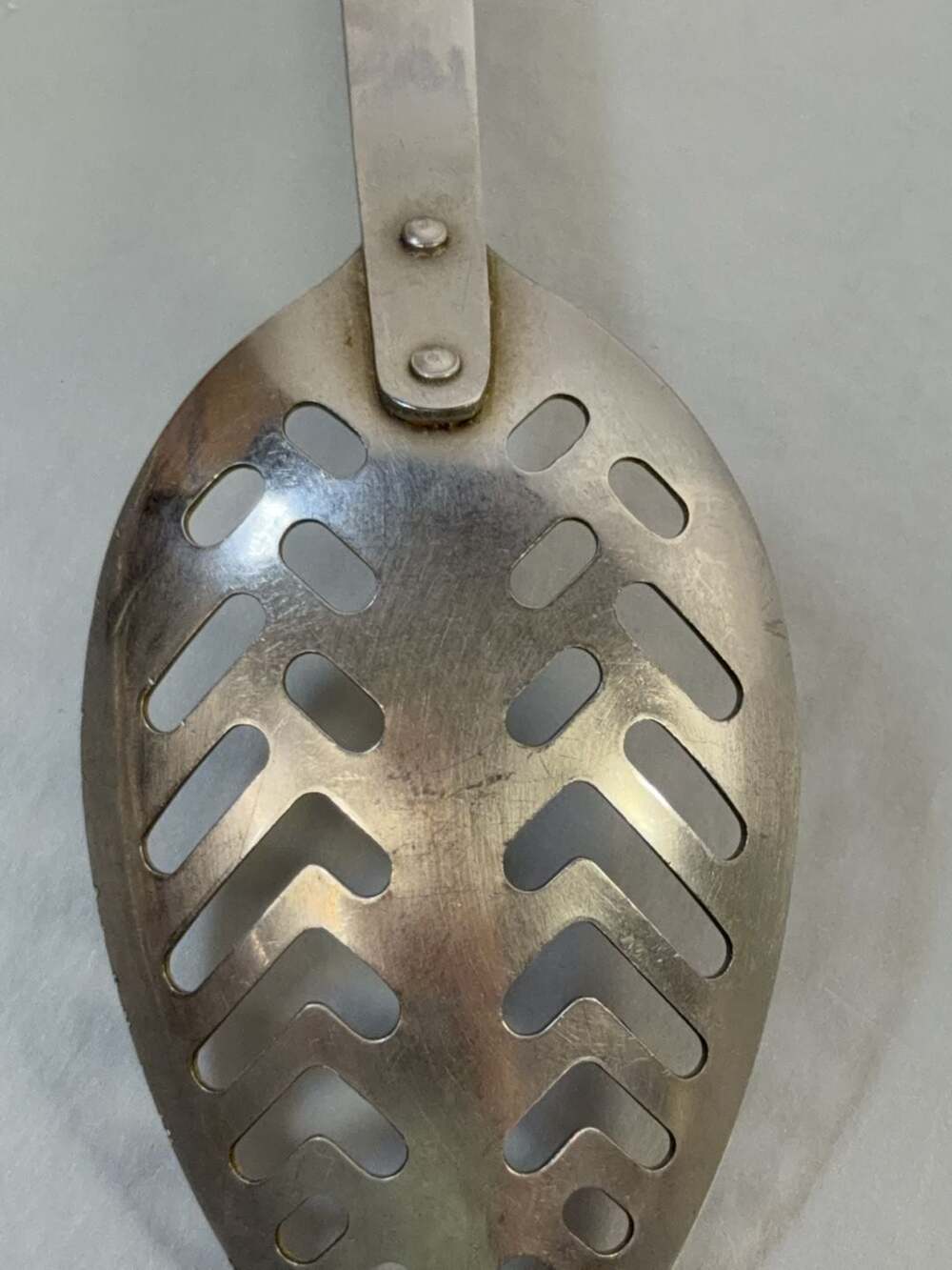 Vintage Ekco Stainless Vanadium Slotted Serving Spoon with Black Composite Handl - Picture 3 of 4